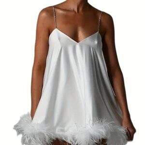 Elegant Chic White Feather-Trimmed Slip Dress SZ M NWT